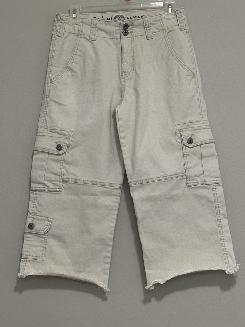 Ethyl Classic Light Khaki Cargo Capri Pants Raw Hem Size 4